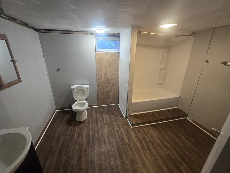 2205 Larchwood St NE — Photo 14