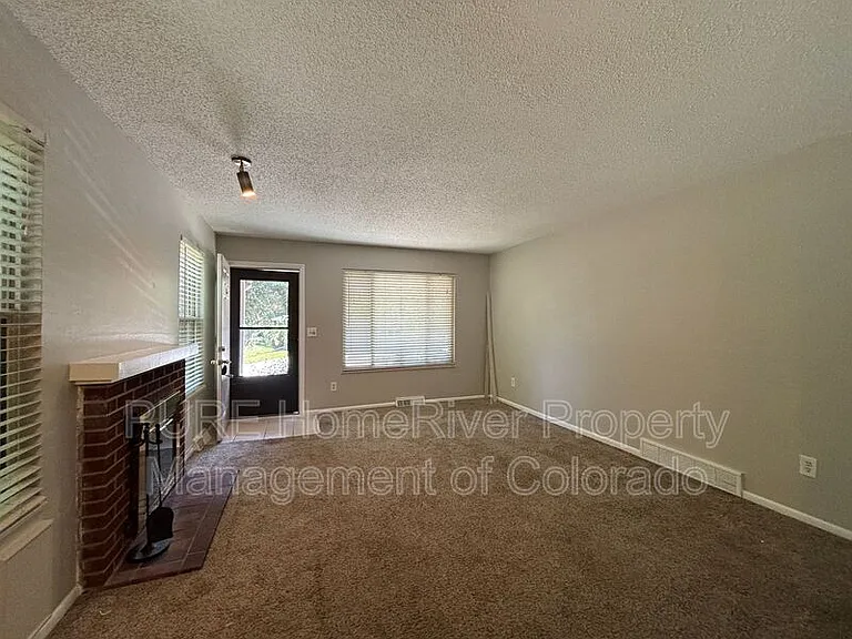 1693 S Kline Way #4 — Photo 3