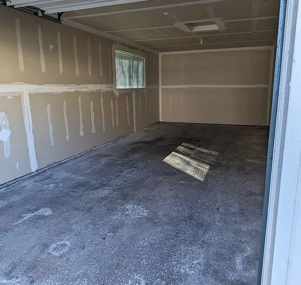 Royal Crest Townhomes — Photo 33