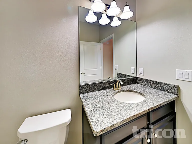 9735 Ivory Dr — Photo 26