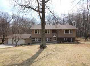 1909 Oakridge Dr, Lawrenceburg, IN 47025