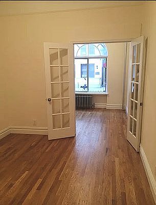 3rd image of 348 W 45th St APT 1A