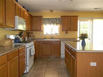 4th image of 9732 Kokopelli Dr NW