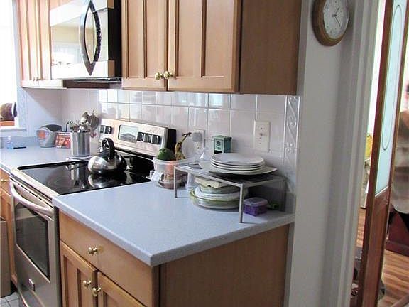 3rd image of 300 High Point Dr APT 205