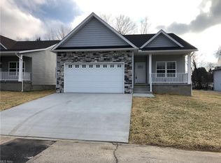 1410 27th St, Vienna, WV 26105