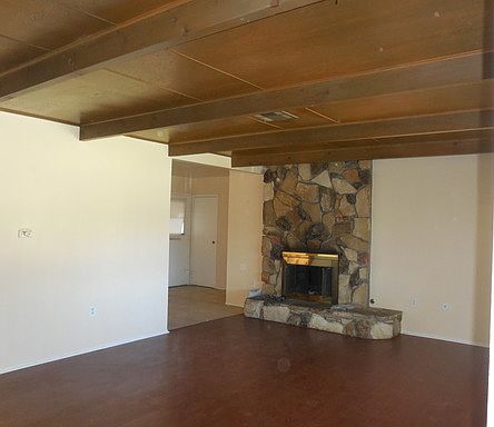 3rd image of 411 N Yale St