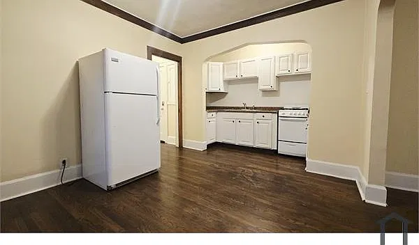 1415 21st Ave — Photo 2