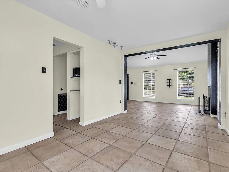 15830 Pipers View Dr — Photo 11