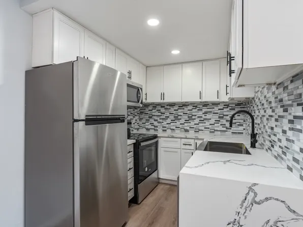 1735 E Washington St APT C12, Colton, CA 92324