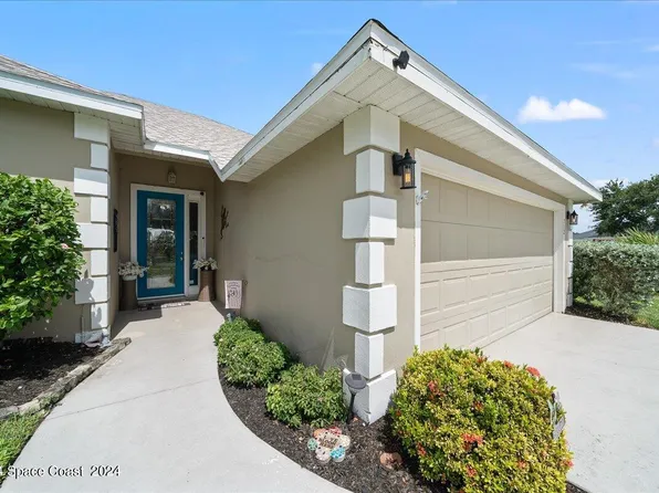 712 John Carroll Ln, West Melbourne, FL 32904