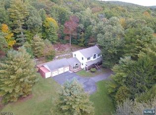 17 Hirams Grove Rd, Branchville, NJ 07826