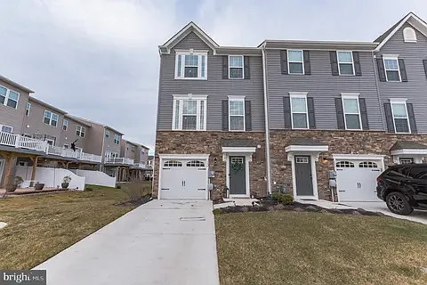 134 Pinnacle Pl Photo 1