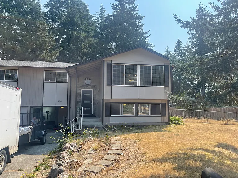 11911 Clover Creek Dr SW — Photo 12
