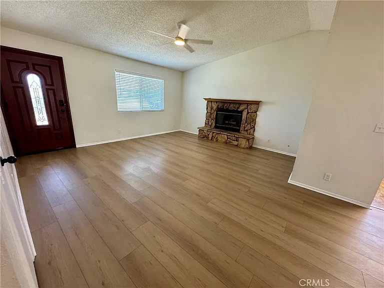 26605 Voyage Ln — Photo 3