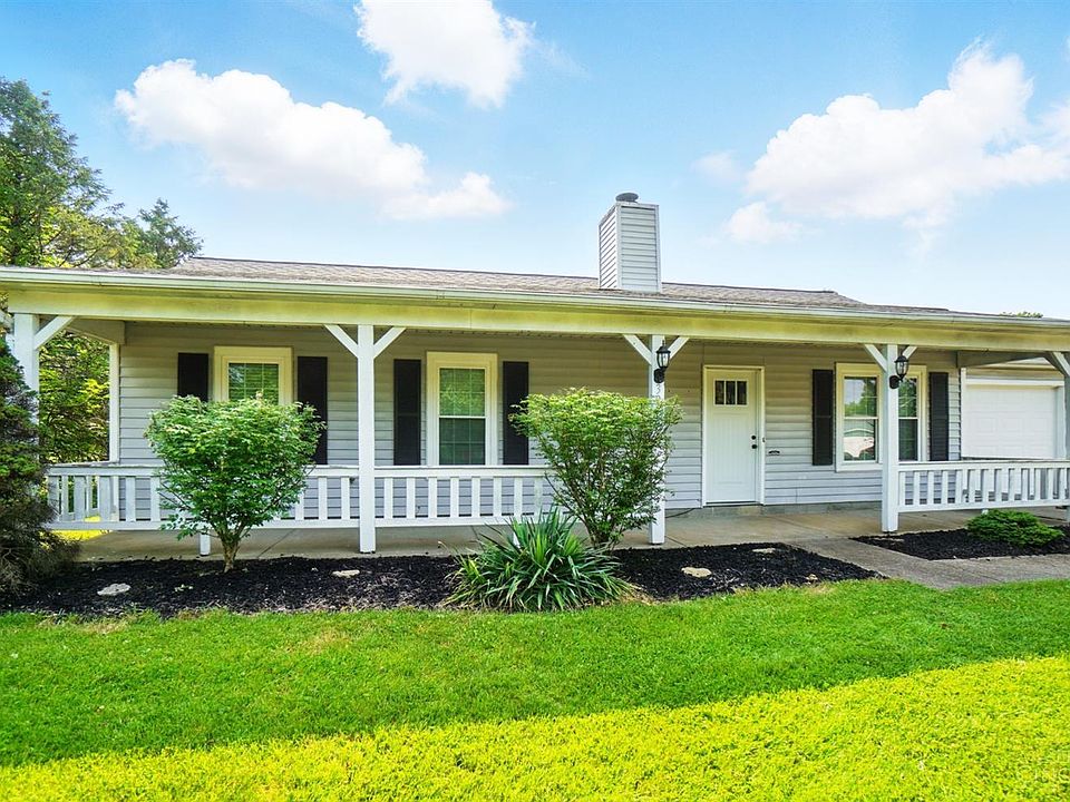 3914 Brookville Dr, Amelia, OH 45102 | Zillow