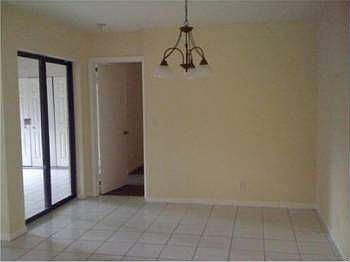 4th image of 3335 NW 47th Ave