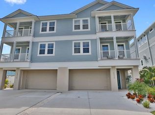 16314 1st St E, Redington Beach, FL 33708