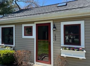 139 Little Sandy Pond Rd, Plymouth, MA 02360
