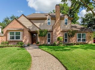 11318 Olympia Dr, Houston, TX 77077
