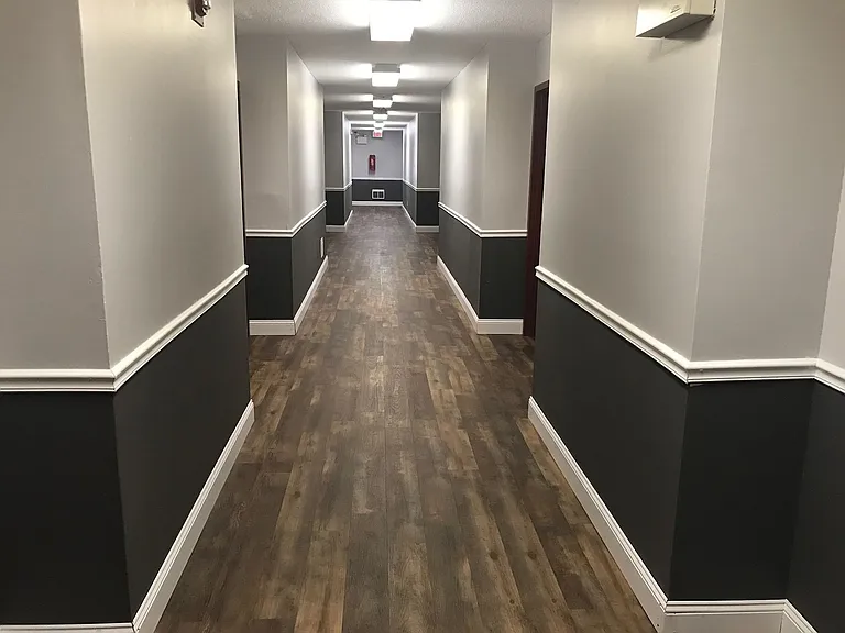 450 Hill St — Photo 3