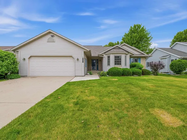 598 Sarah Dr, Fond Du Lac, WI 54935