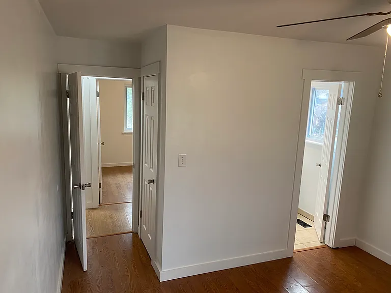 413 S Hickory Ave — Photo 23