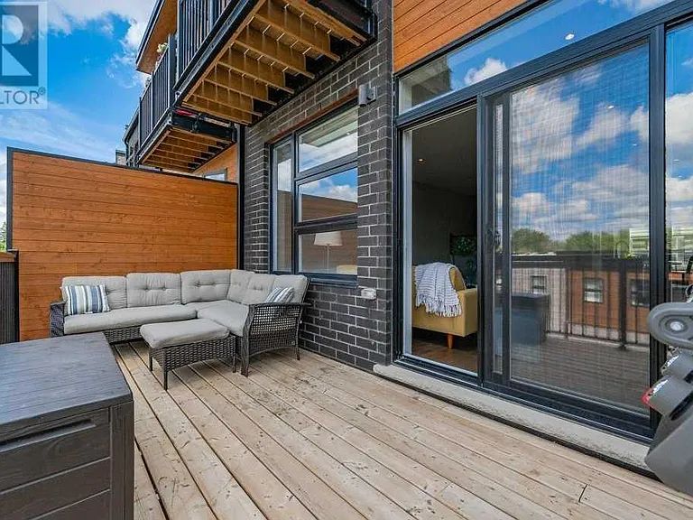 60 Arkell Rd — Photo 19