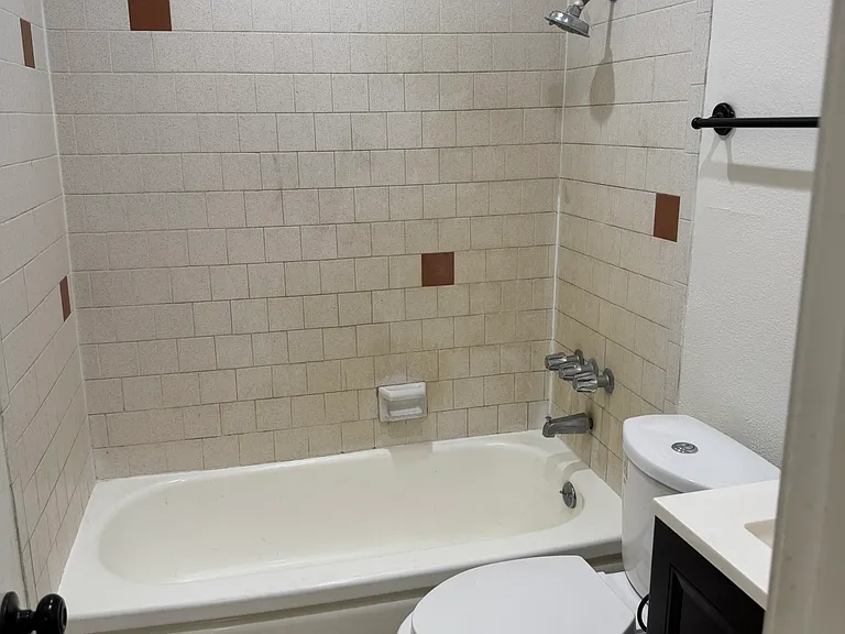 827 N Palmetto Ave #H — Photo 6