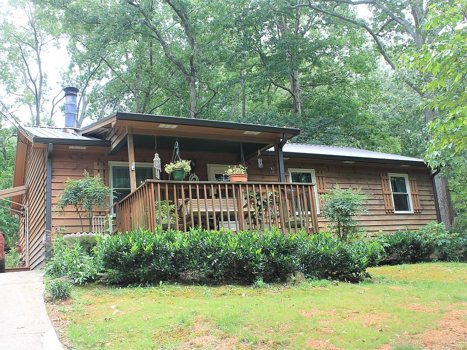 1st image of 861 Brighton Dr
