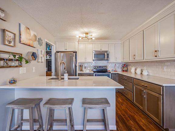 2nd image of 4425 Mills Civic Pkwy Unit 1101