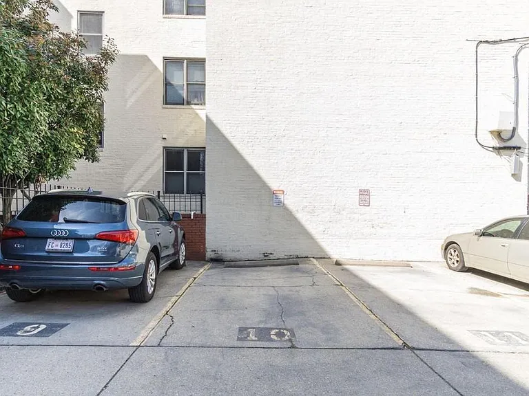 1205 N St NW #C — Photo 9