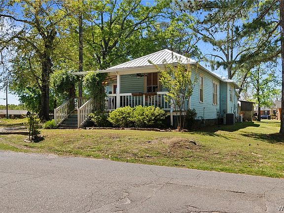 2nd image of 714 30th Ave