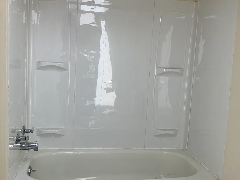 2138 Woodbourne Ave — Photo 24