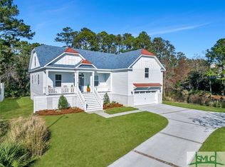 6 Crooked Wood Ct, Savannah, GA 31406
