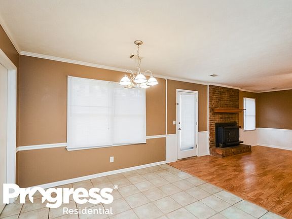 4th image of 3465 Creekwood Dr SE