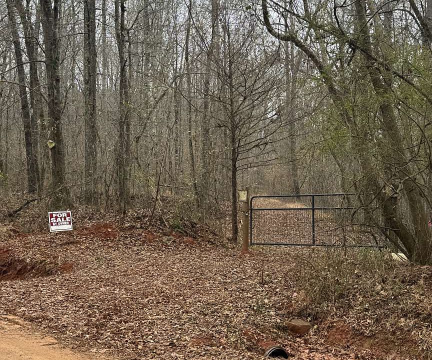 2nd image of 1931 Bethel Church Rd