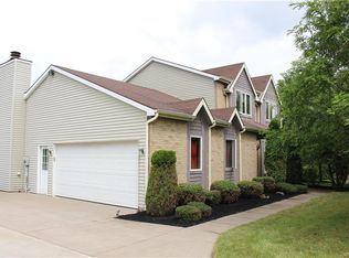 1050 N Blossom Rd, Elma, NY 14059