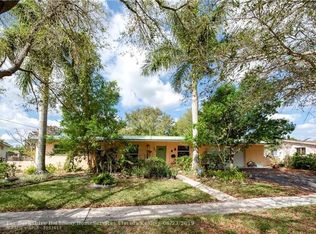 521 Beachwood Ln, Plantation, FL 33317