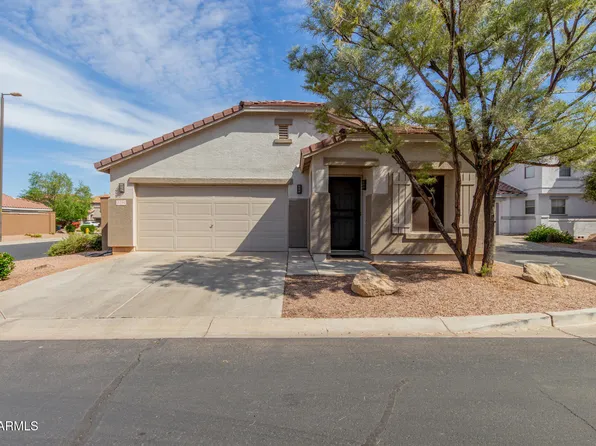 2701 S SOUTHWIND Drive, Gilbert, AZ 85295