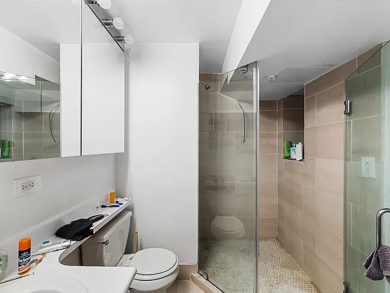 220 Sullivan St #1D — Photo 5
