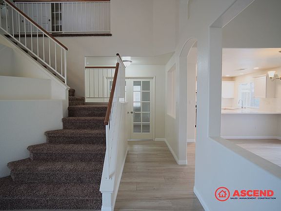 5th image of 8310 Persimmon Dr
