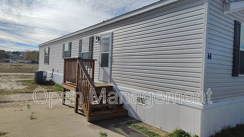 2 bed, 2.0 bath, 960 sqft, $969 — Photo 3