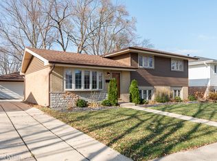 9816 Mansfield Ave, Oak Lawn, IL