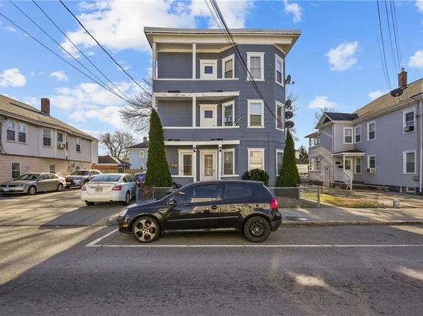 808-810 Mineral Spring Ave, Pawtucket, RI 02860