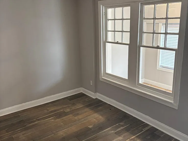 2525 Shields St — Photo 13