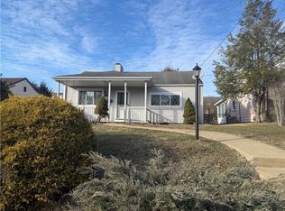 205 Carson St, Springdale, PA 15144