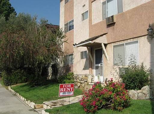 1st image of 6318 Comstock Ave APT 1