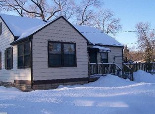 6930 Dallas Rd, Brooklyn Center, MN 55430