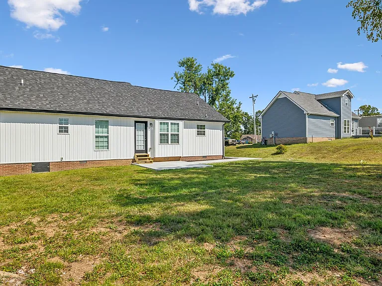 1824 Cottingham Ct — Photo 38