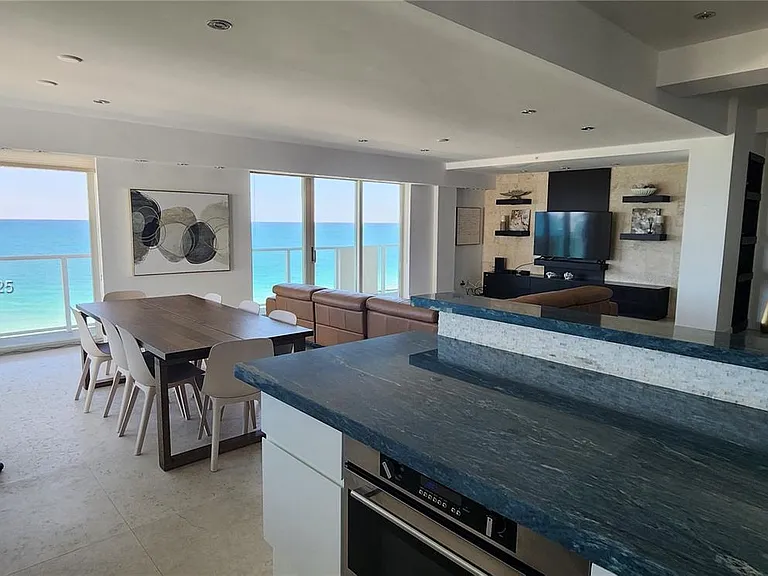 9499 Collins Ave #Penthouse 02 — Photo 13